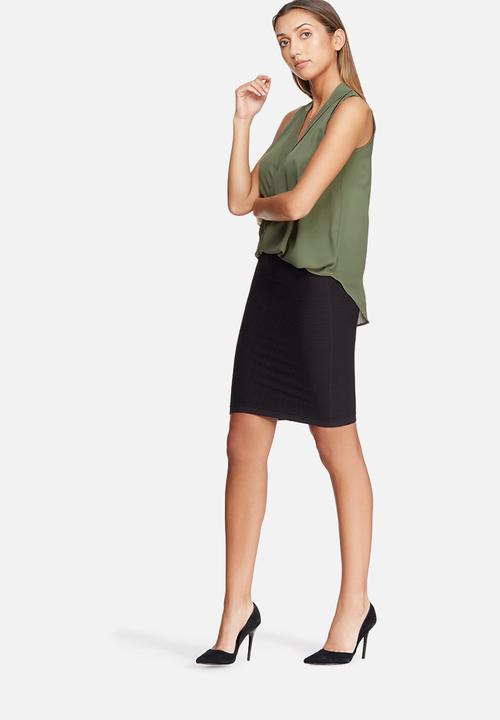 dailyfriday - Sleeveless wrap front top