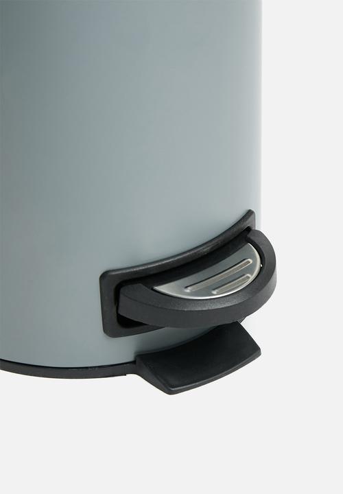 Bathroom Solutions - 3L Pedal Bin - Grey