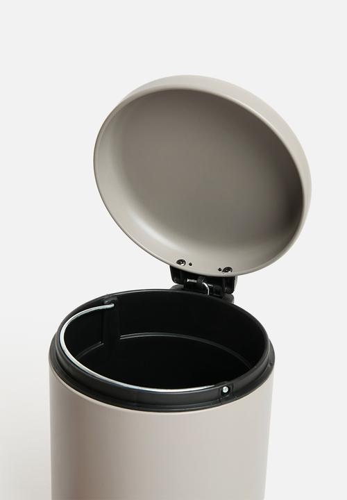 Bathroom Solutions - 3L Pedal Bin - Taupe