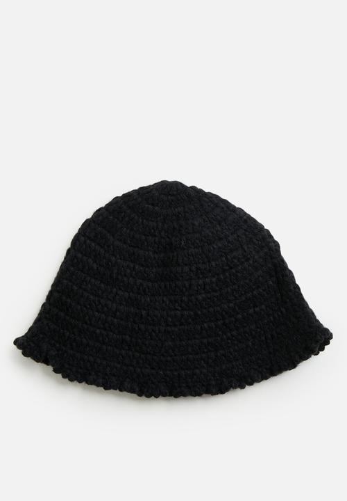Pop Candy - Crocheted bucket hat - black/flowers