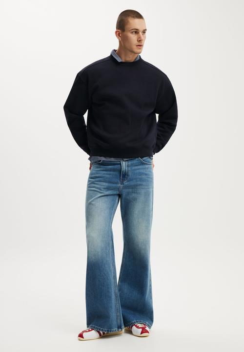 Cotton On - Box Fit Crew Sweater - Ink Navy