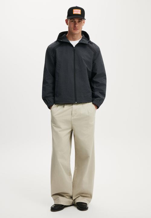 Cotton On - Hooded Spray Jacket - Slate Check