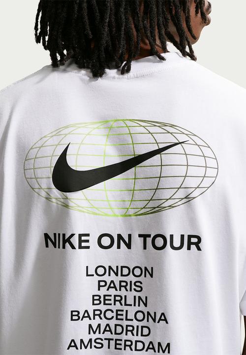Nike - NSW Athletic Graphic Worldwide Tee - White