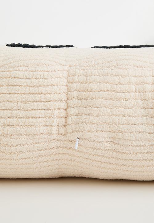 Pop Candy - Corduroy teddy fleece slogan pillow - cream/black