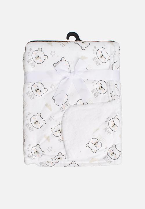 Character Group - Bear Sherpa Throw - white