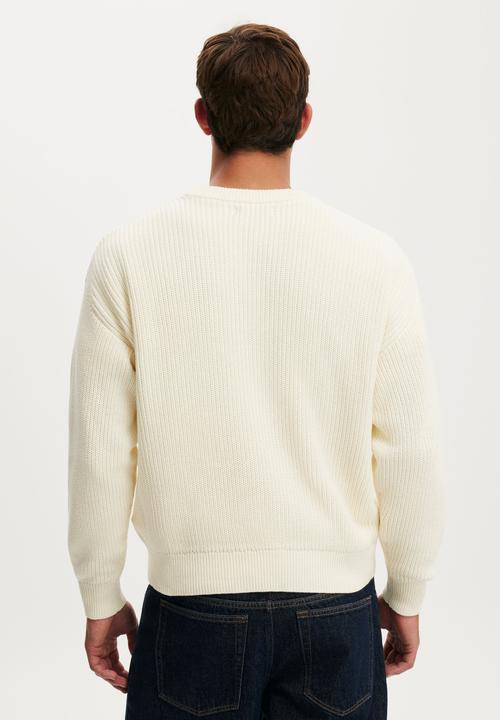 Cotton On - Box Fit Crew Knit - Ecru