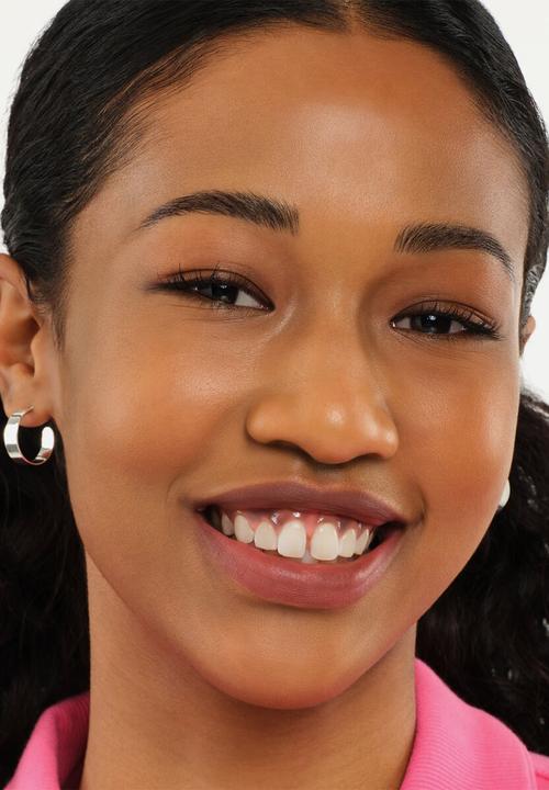 essence - BLUR Soufflé Matte Lip Cream - 01 Deep Scroll