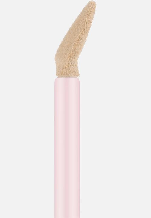 essence - Silky Blur Hydrating Longwear Concealer - 120