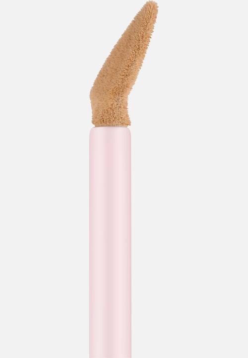 essence - Silky Blur Hydrating Longwear Concealer - 210