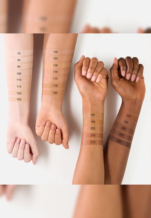 essence - Silky Blur Hydrating Longwear Foundation - 168