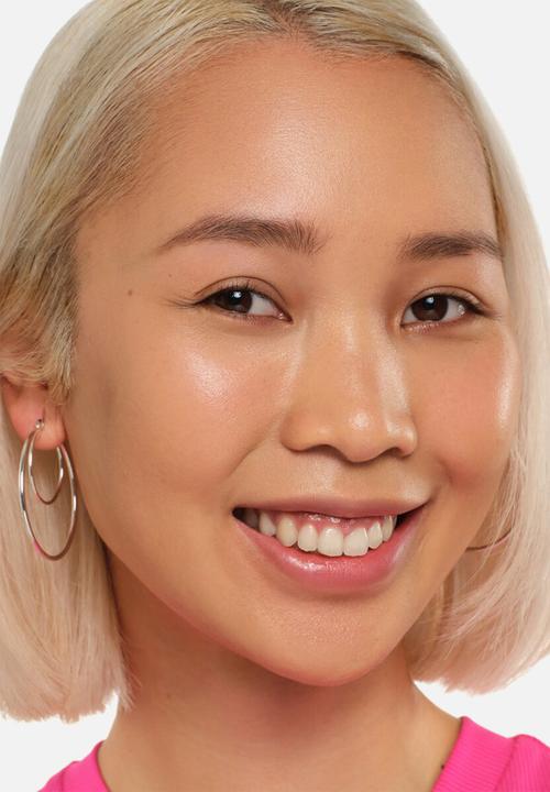essence - Silky Blur Hydrating Longwear Foundation - 168