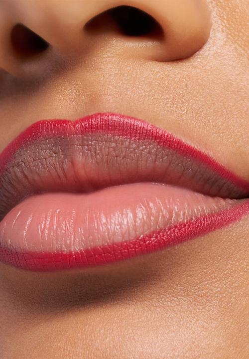 essence - POUTline Soft Glide Lip Pencil - 05 Pout Out Loud