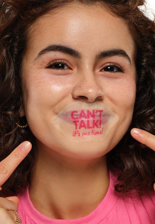 essence - Lip Sheet Mask - 01 CAN’T TALK! It’s Me Time!