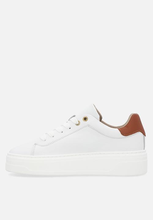 POLO - Leather platform sneaker - white/gold