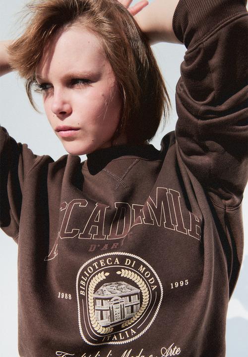 H&M - Text-motif sweatshirt - dark brown accademia