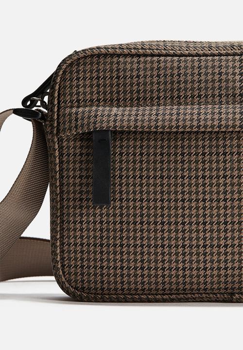H&M - Nylon crossbody bag - beige/dogtooth pattern