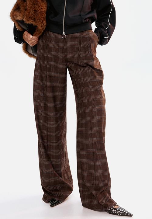 H&M - Wide tailored trousers - dark brown/checked