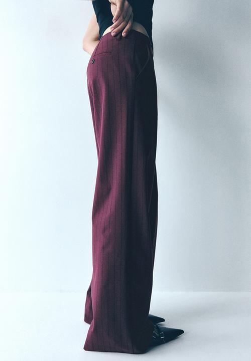 H&M - Wide trousers - burgundy/pinstriped