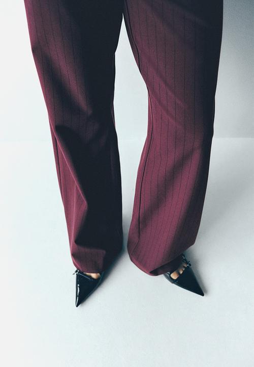 H&M - Wide trousers - burgundy/pinstriped