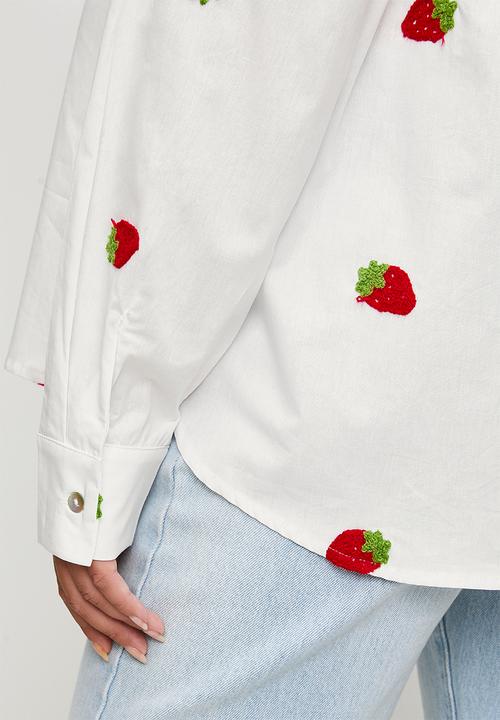 Me&B - Plus Embroidered Cotton Shirt - Strawberry