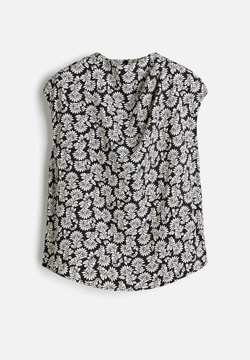 H&M - Cap-sleeved blouse - black & white patterned