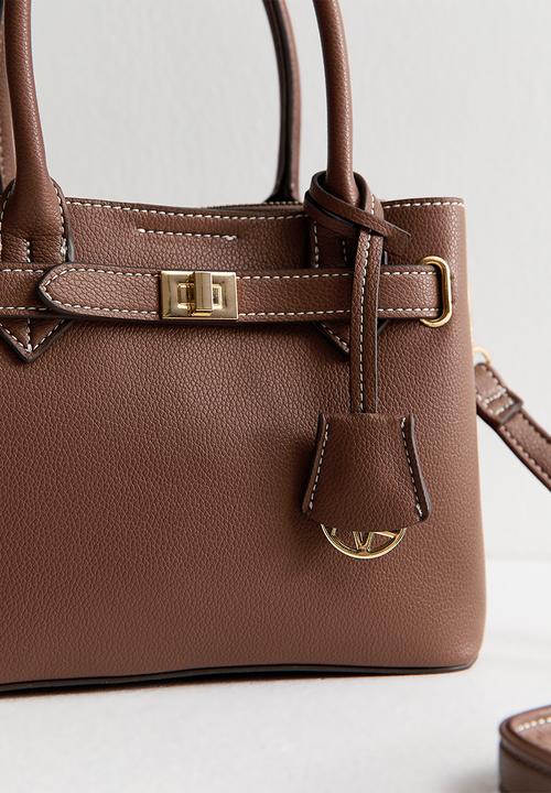 New Look - Mini Annie Belted Triple Comp Bag - Brown