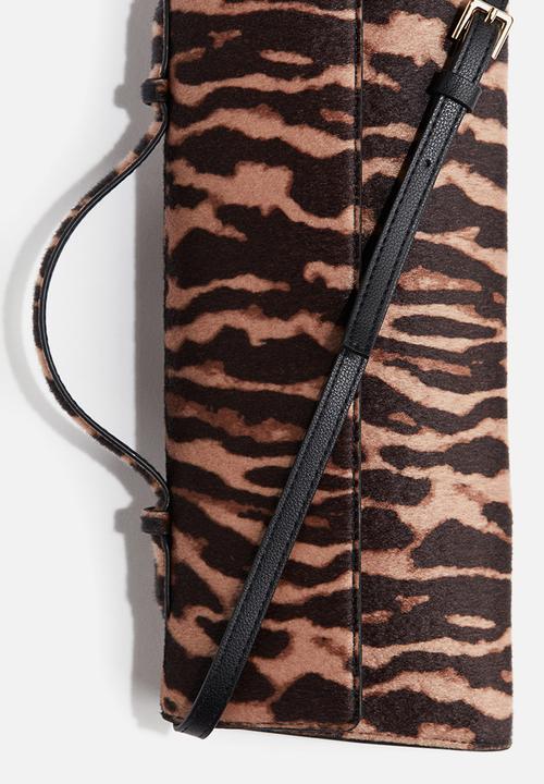 H&M - Rectangular crossbody bag - beige tiger stripes