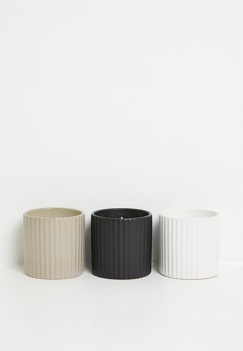 H&S - Aromatic wood scented candle - black