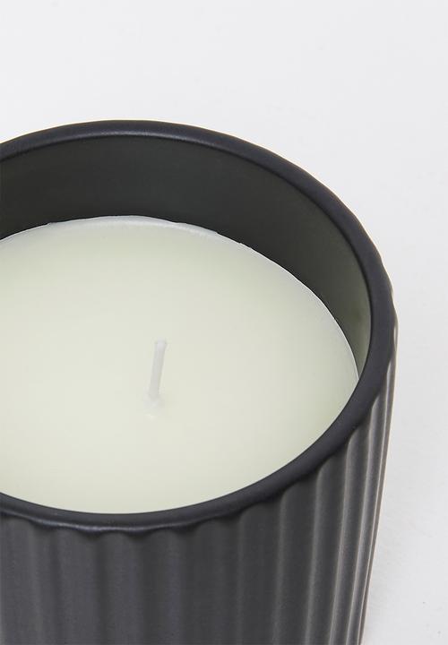 H&S - Aromatic wood scented candle - black