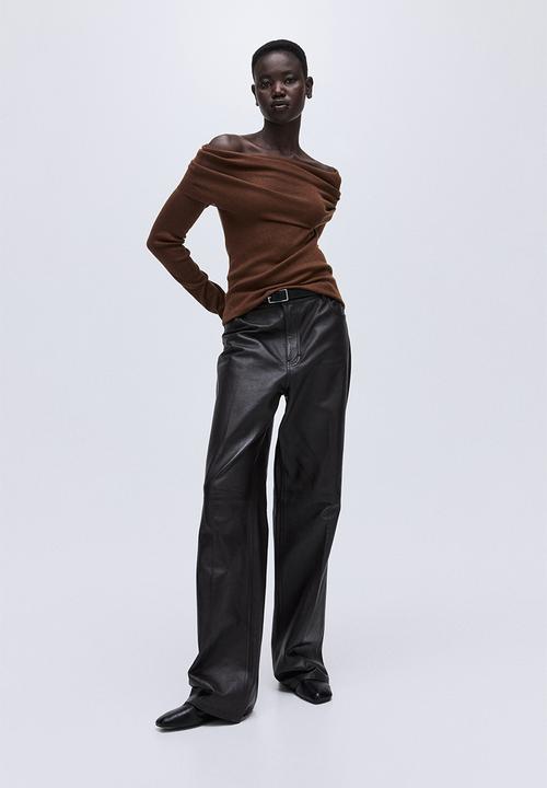 H&M - Off-the-shoulder jumper - brown
