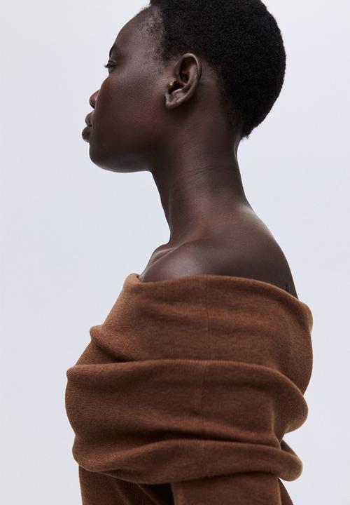 H&M - Off-the-shoulder jumper - brown