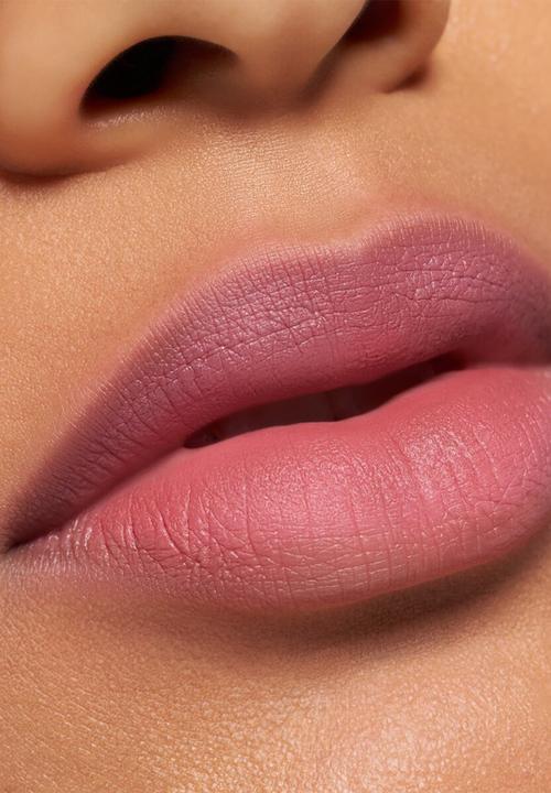 essence - BLUR Soufflé Matte Lip Cream - 09 Ghost Typing