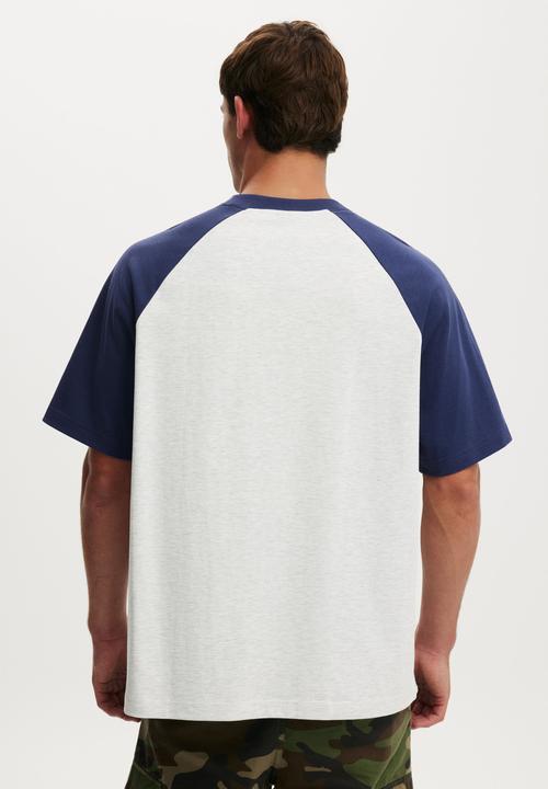 Cotton On - Box Fit T-shirt - White Marle/True Navy