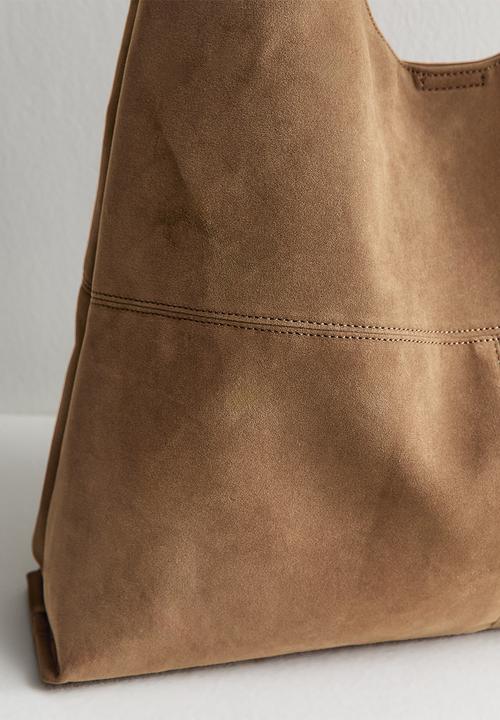 New Look - Osize Suky Suedette Panel Hobo Bag - Camel