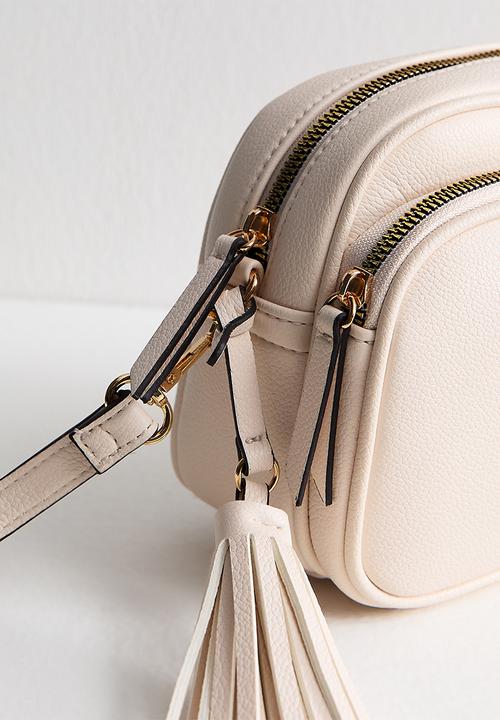 New Look - Alice Tassel Camera Bag - White