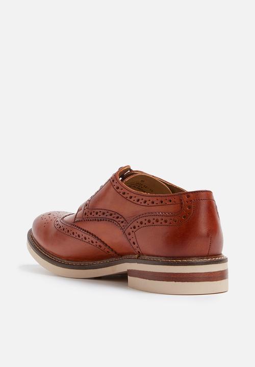 Base London - Apsley Leather Brogue