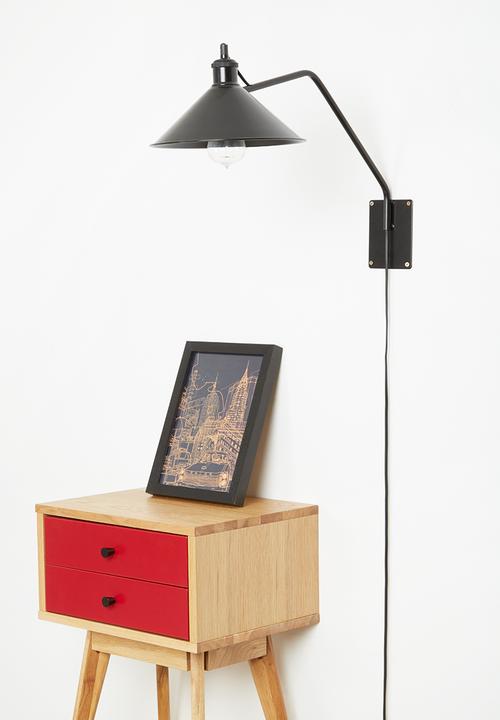 Sixth Floor - Y wall light
