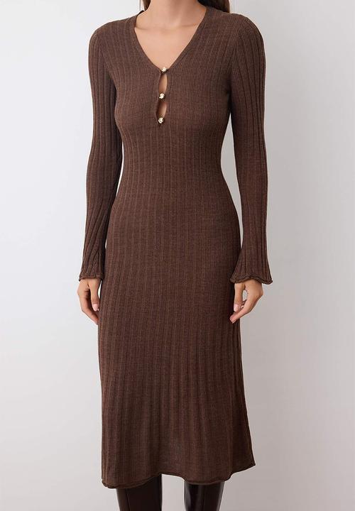 Trendyol - Straight Maxi V-Neck A-Line Knitwear Long Dress - Brown