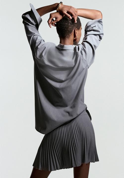 H&M - Pleated mini skort - grey