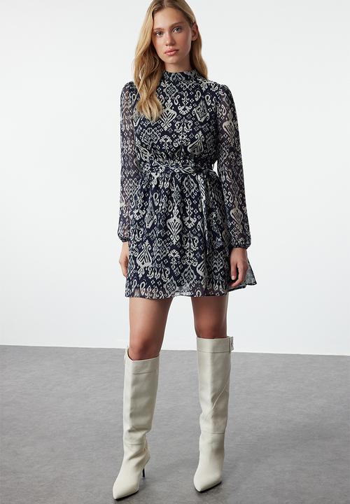 Trendyol - Belted Skirt Flounced Boho Lined Chiffon Mini Woven Dress - Navy Blue