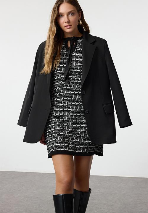 Trendyol - Textured Short / Mini Knitwear Dress - Black