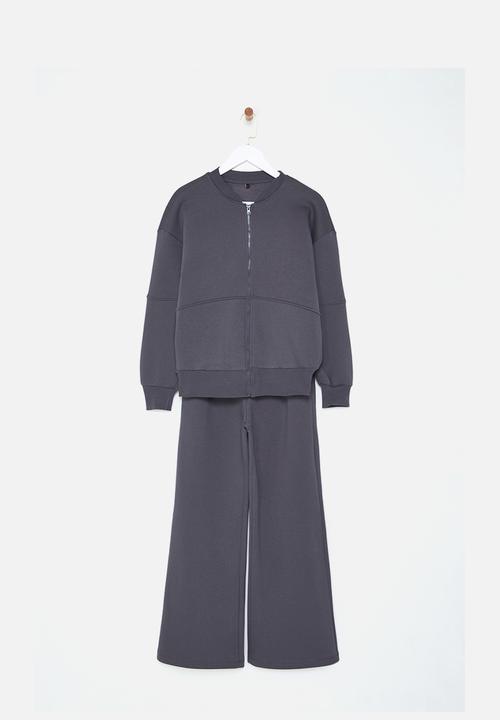 Trendyol - Tracksuit Set Wide Fit - Anthracite