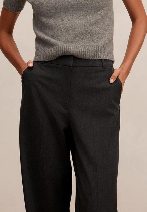 Forever New - Samantha straight leg pants in charcoal suit