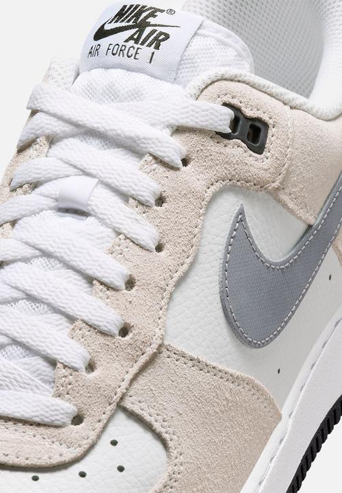 Nike - NIKE AIR FORCE 1 '07 LV8