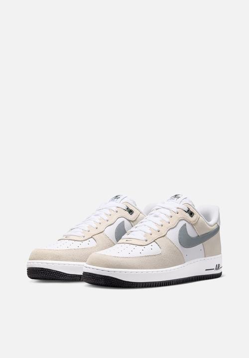 Nike - NIKE AIR FORCE 1 '07 LV8