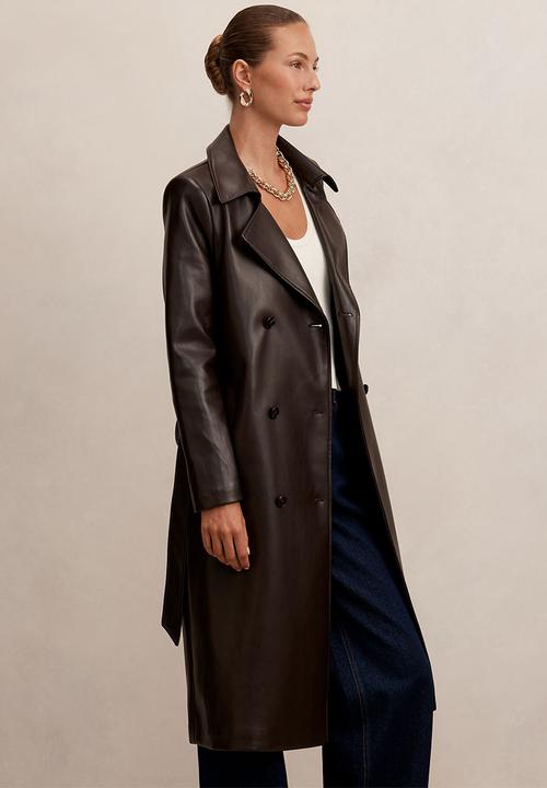 Sabina pu trench coat in dark chocolate