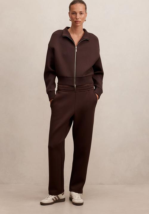 Forever New - Hunter wide leg lounge pants in chocolate