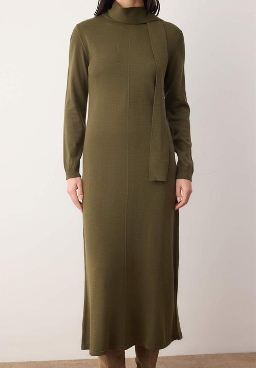 Trendyol - Scarf Detailed Knitwear Dress - Khaki