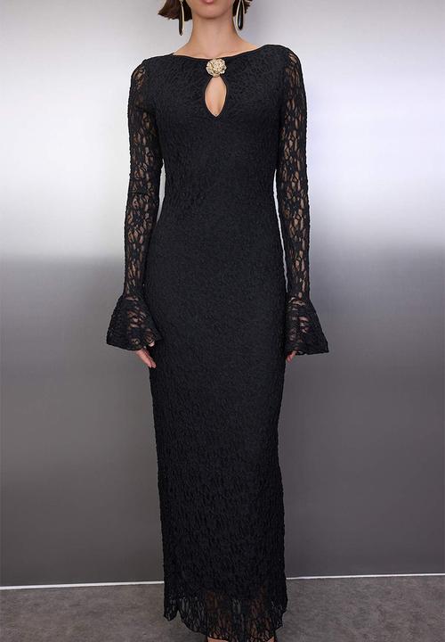 Trendyol - Plain Accessory Detailed Lace Maxi Lined Dress - Black