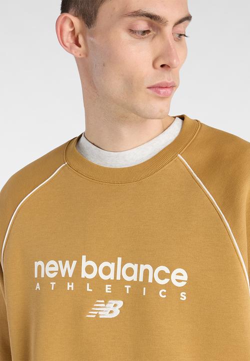 New Balance  - New Balance Linear Graphic Brushed Fleece Crew - Brown